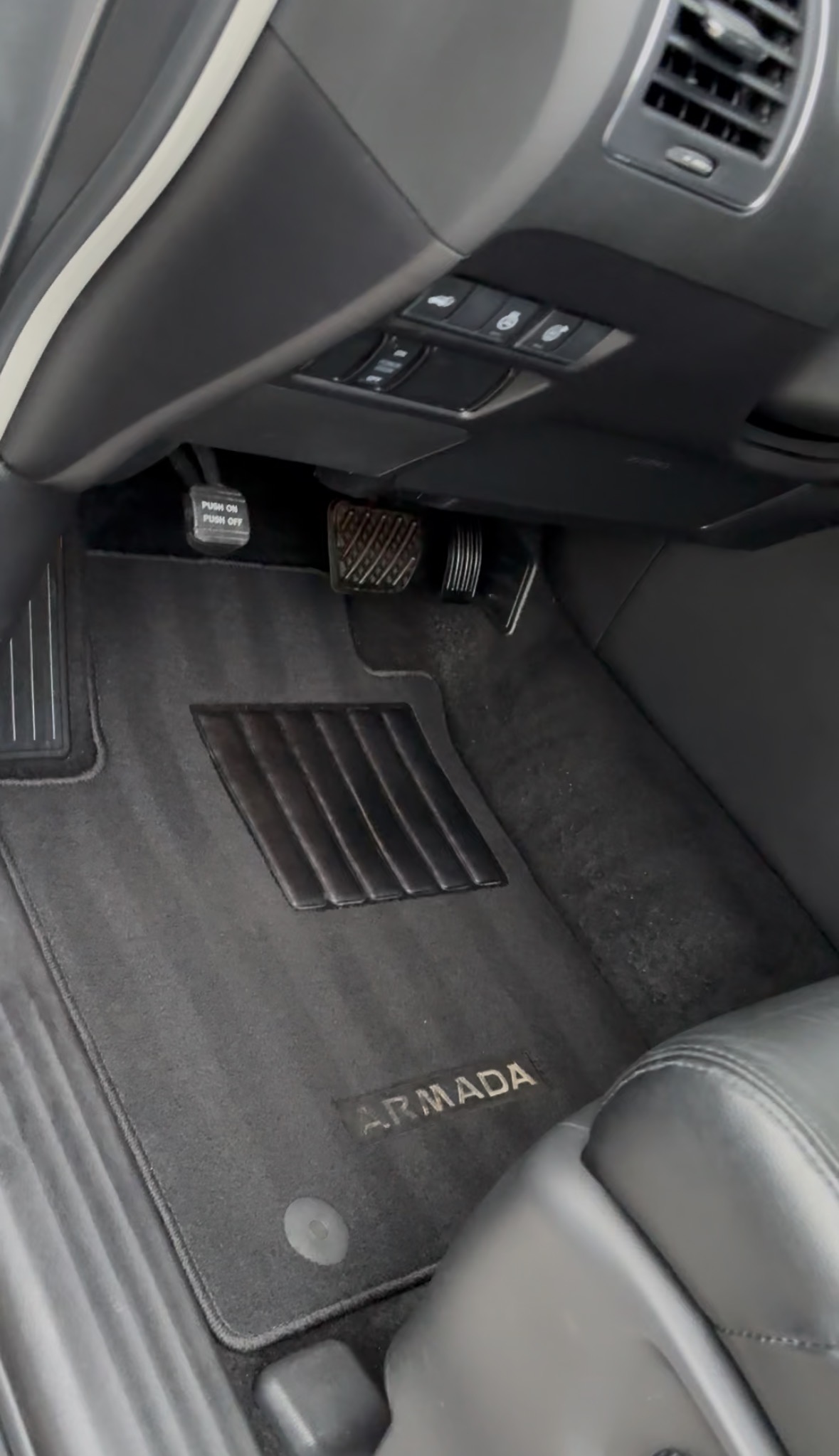 Nissan Armada footwell - deep carpet cleaning